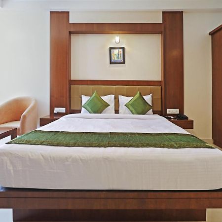 Treebo Akshaya Bull Temple Hotel Bangalore Ngoại thất bức ảnh