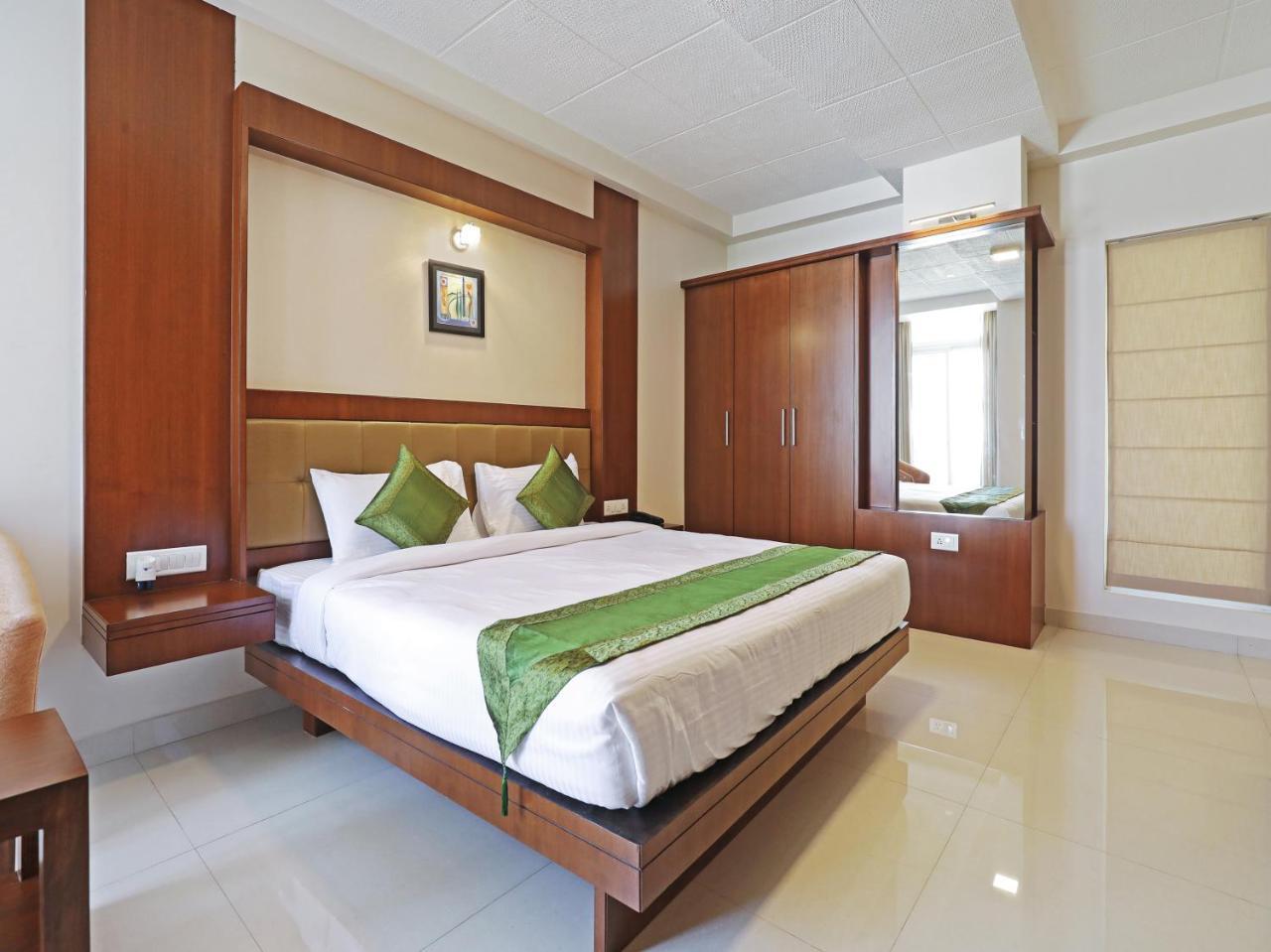 Treebo Akshaya Bull Temple Hotel Bangalore Ngoại thất bức ảnh