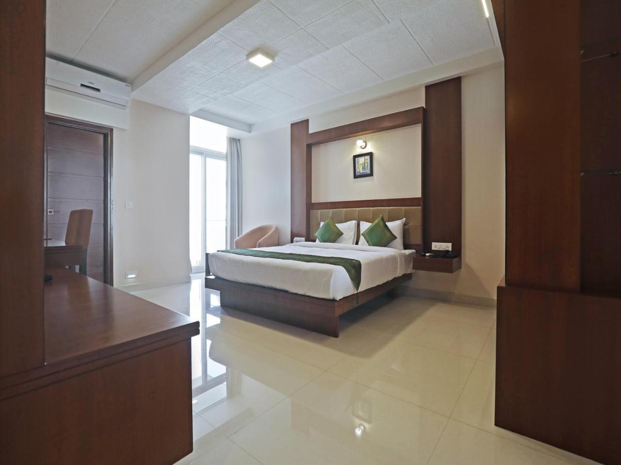 Treebo Akshaya Bull Temple Hotel Bangalore Ngoại thất bức ảnh