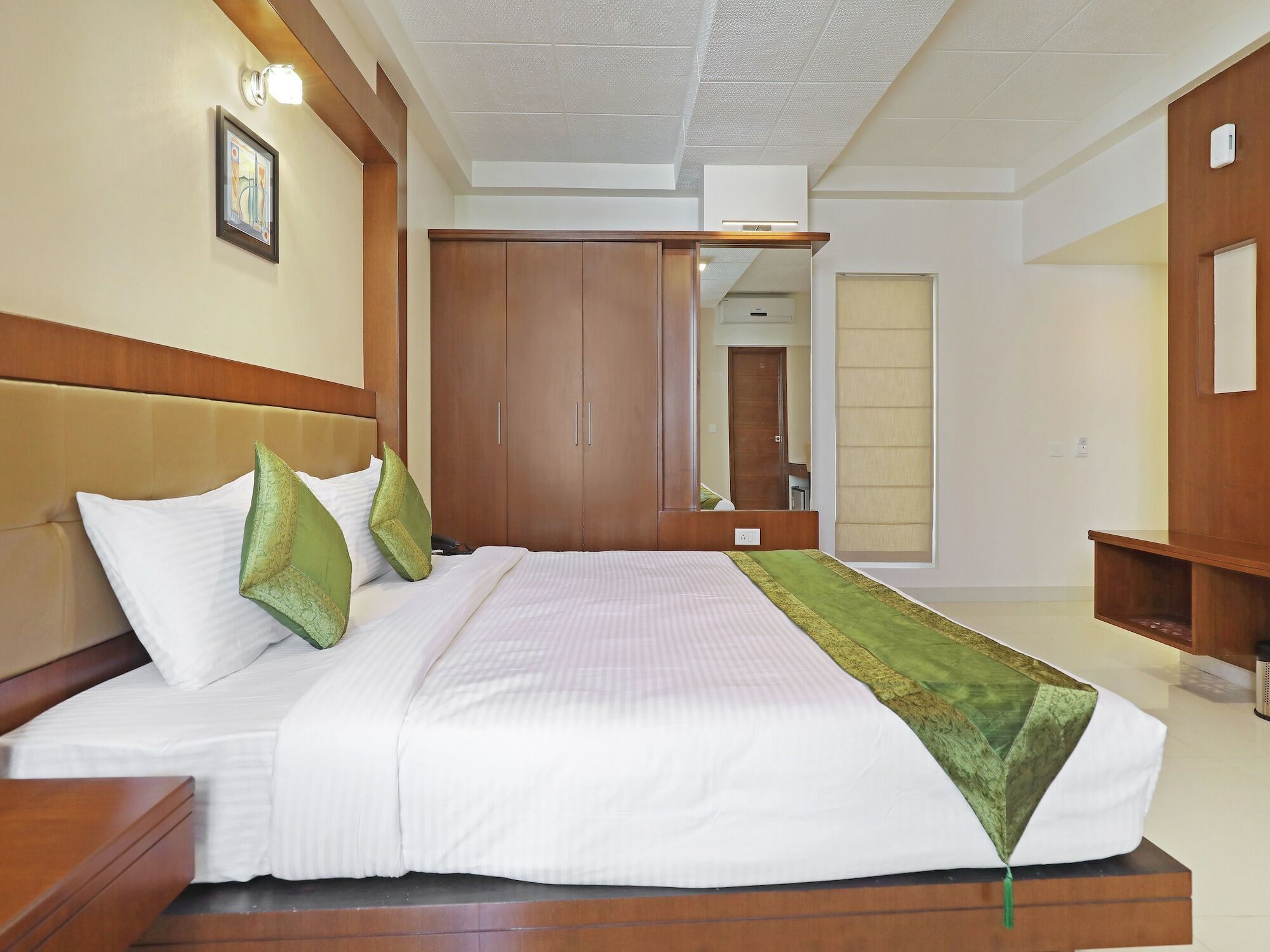 Treebo Akshaya Bull Temple Hotel Bangalore Ngoại thất bức ảnh