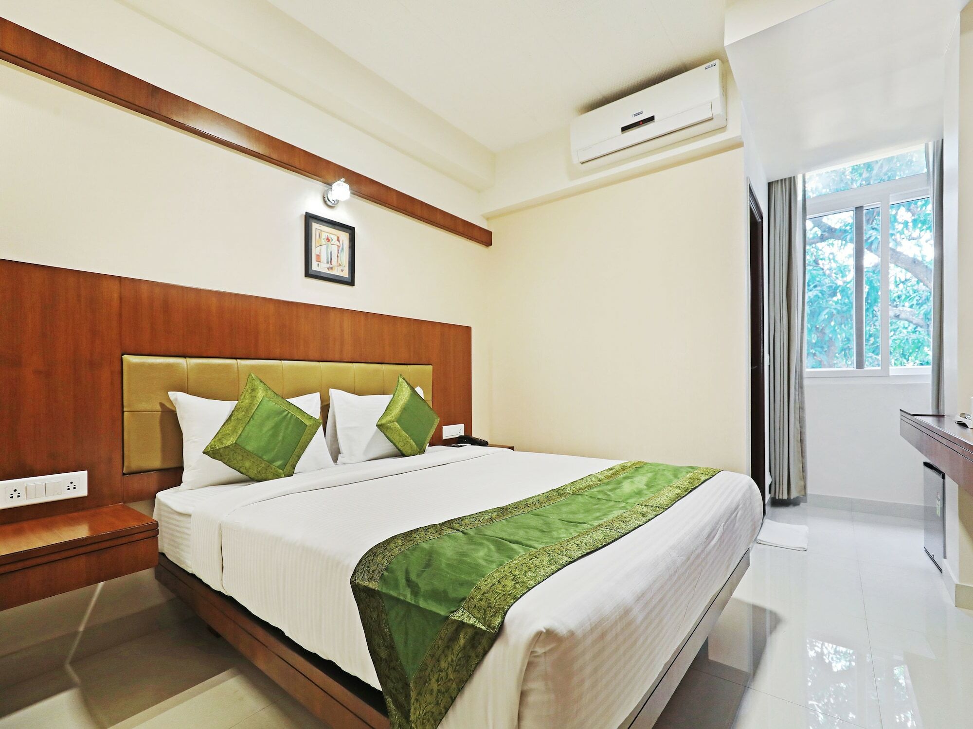 Treebo Akshaya Bull Temple Hotel Bangalore Ngoại thất bức ảnh